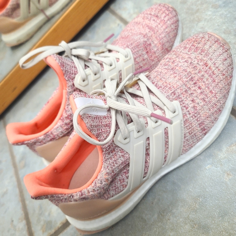 ADIDAS Ultraboost DNA shoes